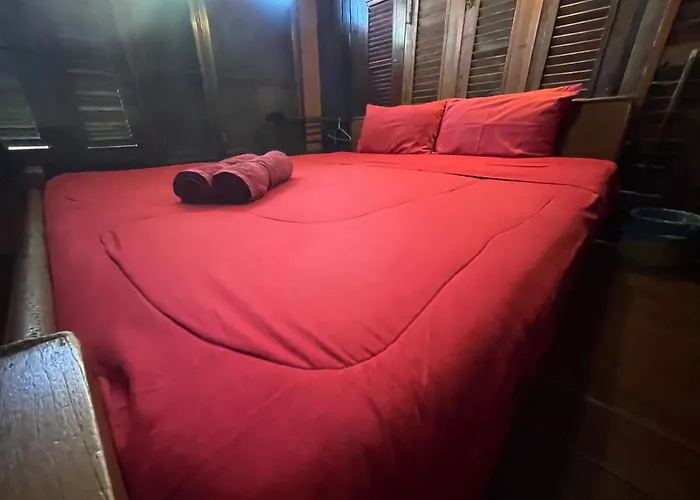 Baan Are Gong Riverside Homestay
