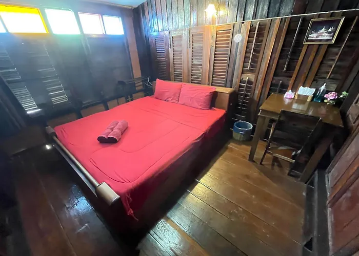 Baan Are Gong Riverside Homestay